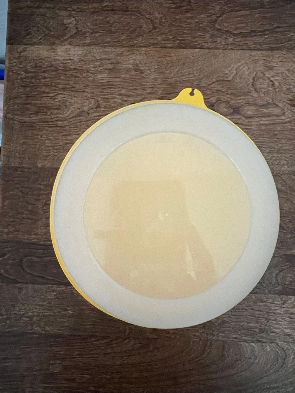 Tupperware storage bowls set